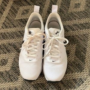 White Nike Air Max Tavas - Women’s size 8